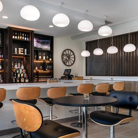 Element Houston Katy Hotel Bagian luar foto