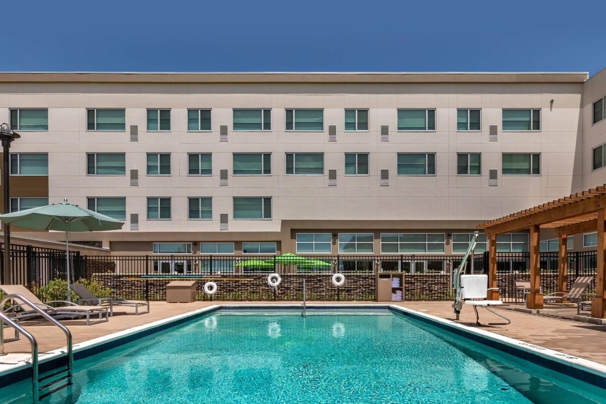 Element Houston Katy Hotel Bagian luar foto